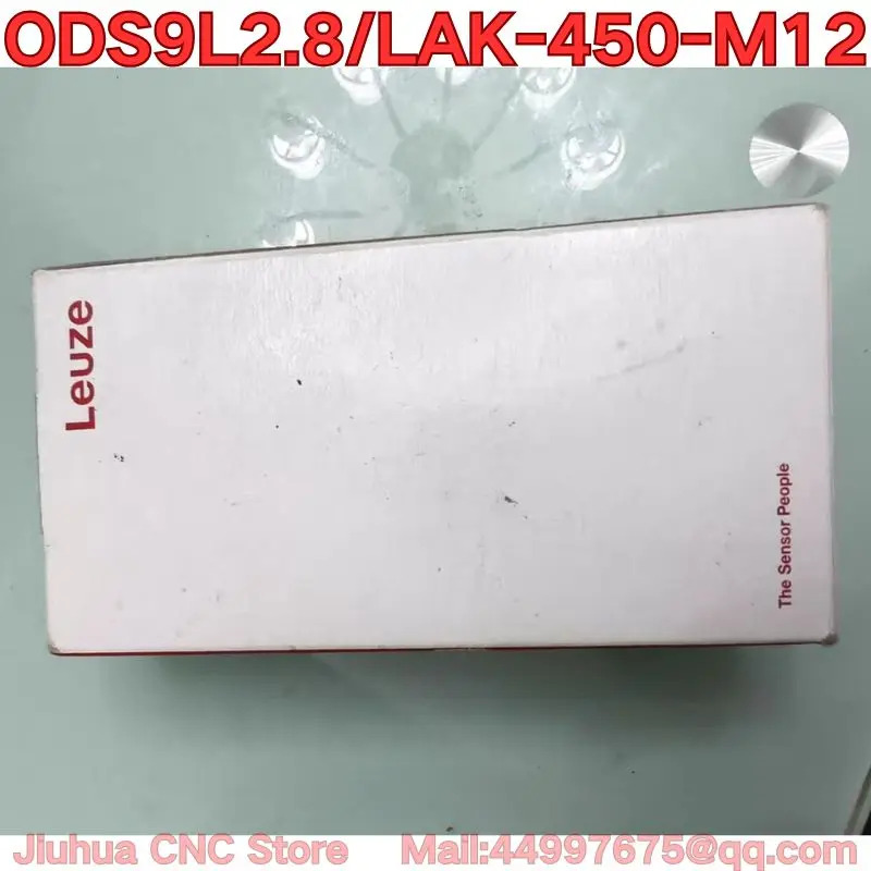 ODS9L2.8/LAK-450-M12 레이저 거리 측정 센서