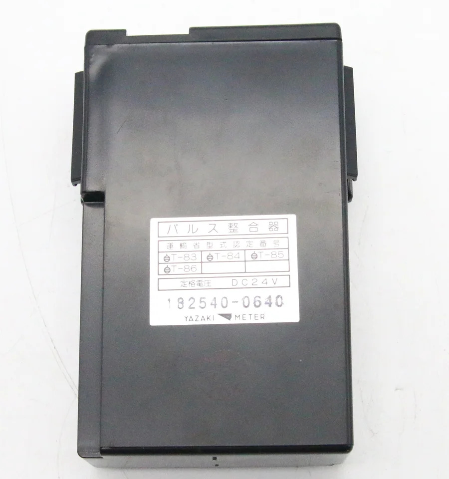 자동차 부품 엔진 제어 유닛 속도 센서 6HH1 FSR FTR NRR 1825400650 1-82540065-0