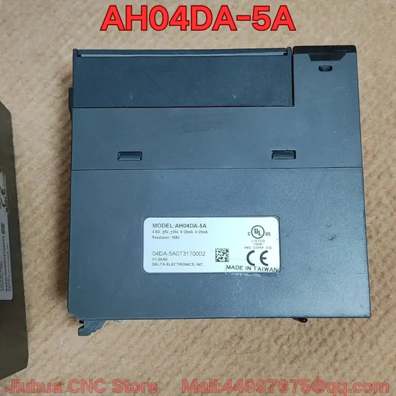 리퍼 AH04DA-5A PLC 모듈 기능 리퍼는 정상