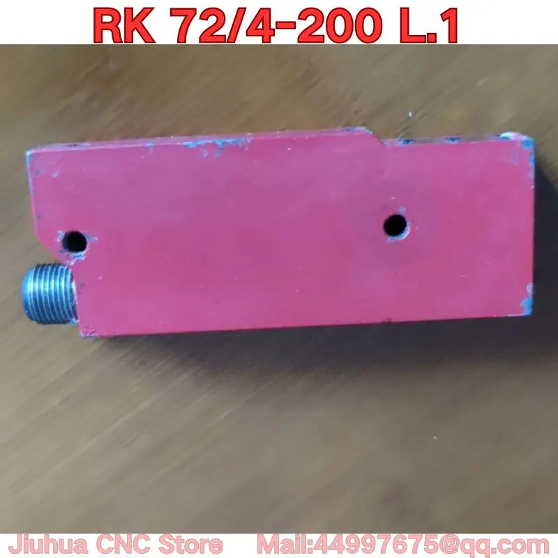 리퍼 RK 72/4-200 L.1 확산 반사 광전센서 기능 리퍼는 정상입니다