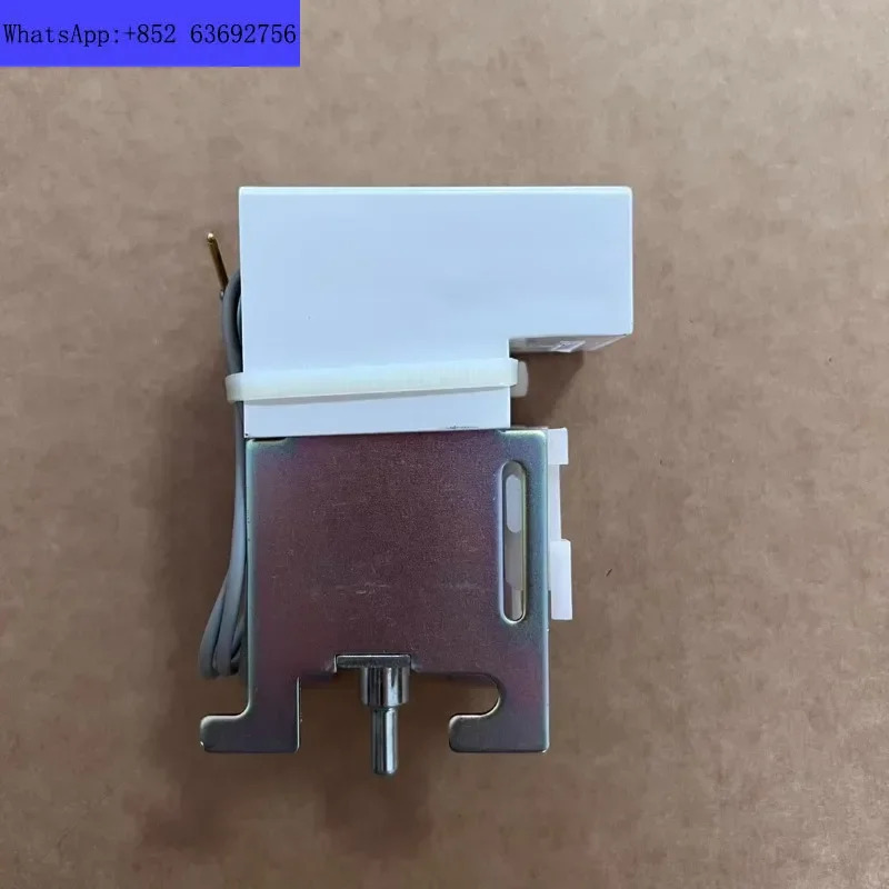 IZM-UVR230AC 208/240VAC 프레임 회로차단기 저전압 코일