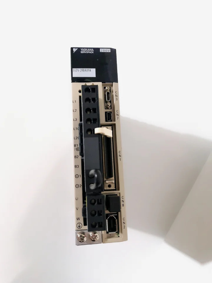 SGDV-2R8A01A 서보 드라이브 SGDV 2R8A01A 신