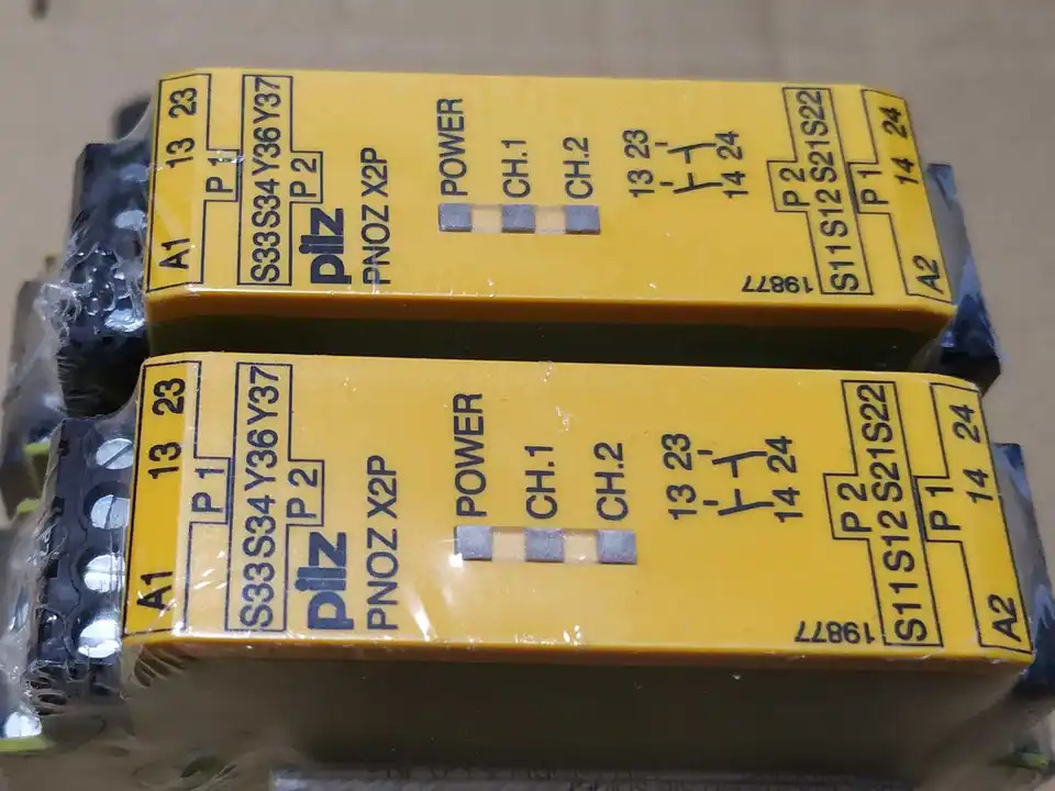 PNOZ PILZ 안전 릴레이 일련 777303/787303 신