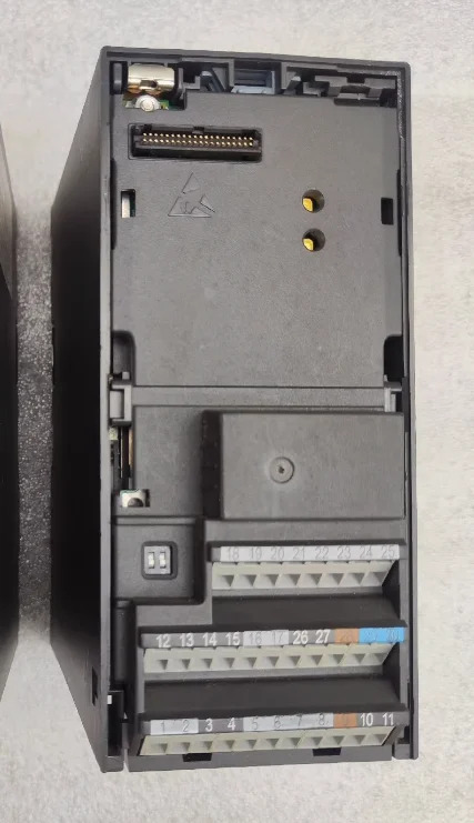 6SE6440-2AB17-5AA1 6SE6440-2UD31-5DB1 6SE6440-2UD31-8DB1 6SE6440-2UD32-2DB1 6SE6440-2UD33-0EB1
