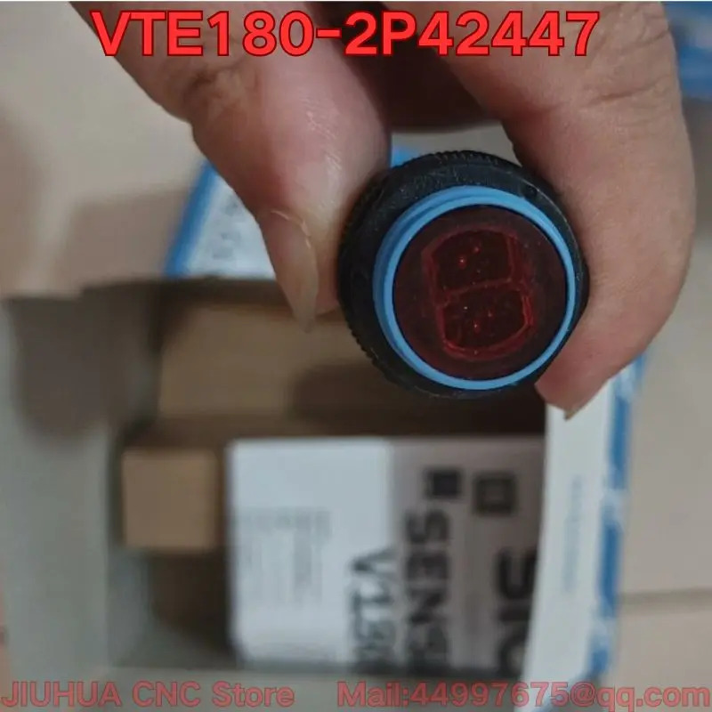 VTE180-2P42447 광전센서
