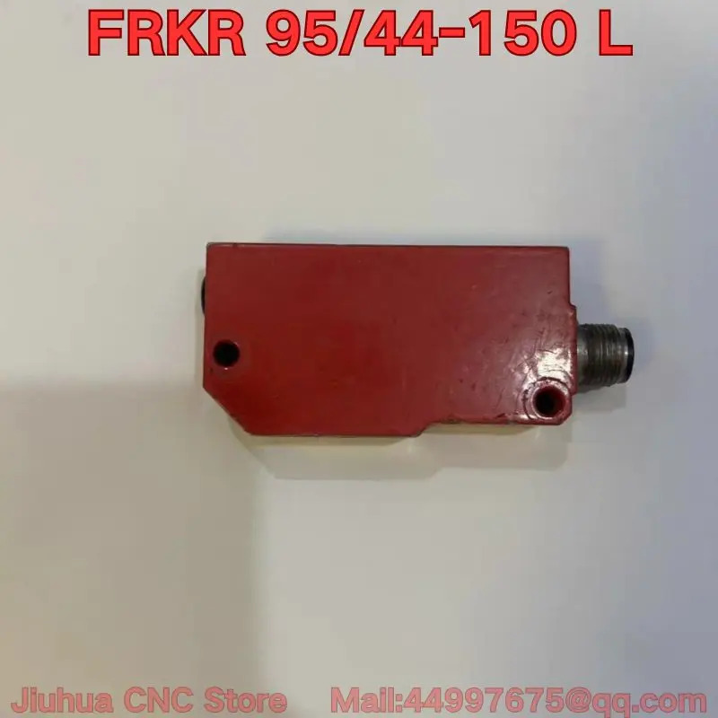 리퍼 FRKR 95/44-150 L 광전센서 기능 리퍼는 정상