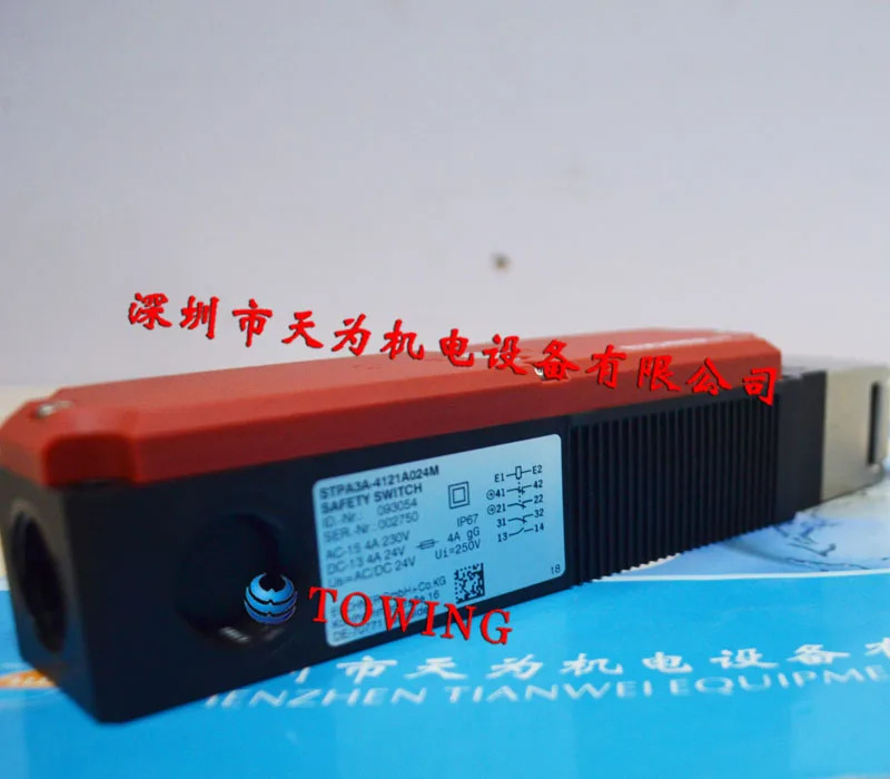 EUCHNER 스위치 STPA3A-4121A024M