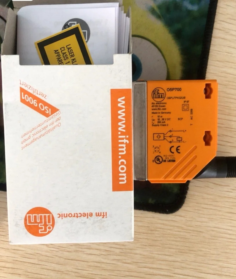 IFM 센서 IP67 M12 적색광 범위 프리즘 반사경 15M PNP 레트로 반사 O5P700