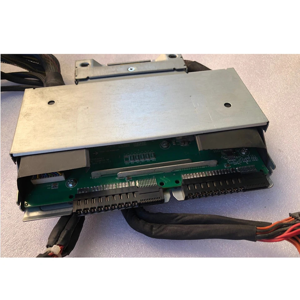 IBM 전원공급장치 백플레벨트 라X3500M4 94Y8108