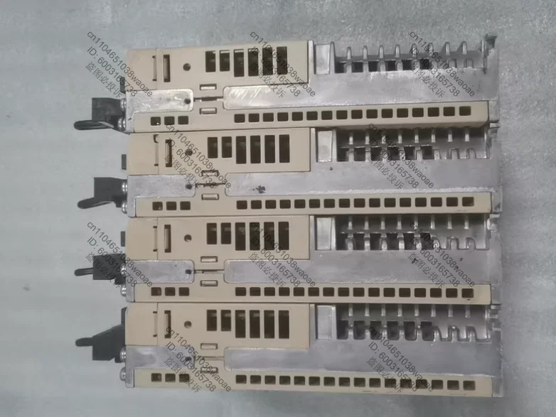 드라이브 SGDV-2R8A01A002000 400W는 일반적으로 .