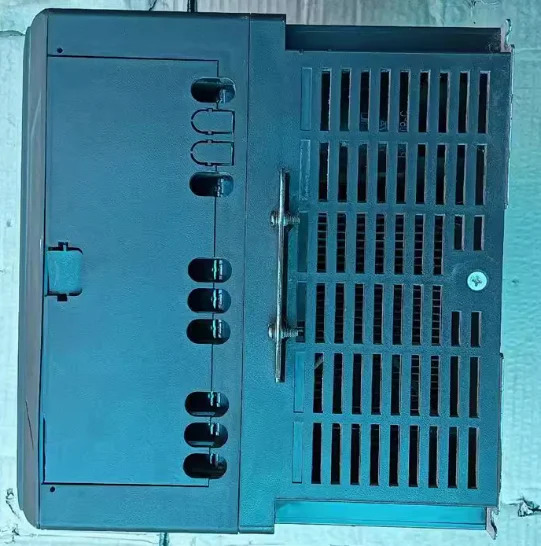 T310-4015-H3C T300H-T3-11 Z2400-7R5G/11P VFD075M43A 138-4DA00 VFD-F