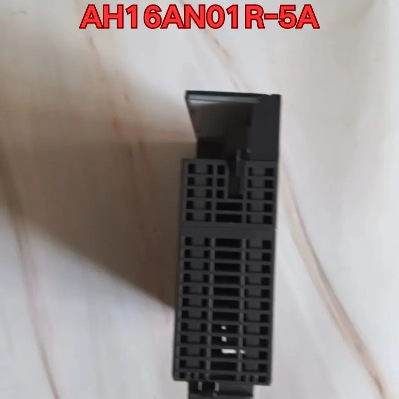 리퍼 PLC 모듈 AH16AN01R-5A 기능 정상