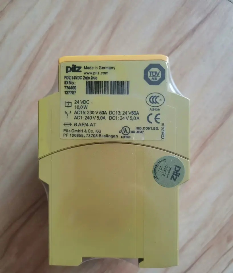 PILZ PDZ 24VDC 2no 2nc 774400 10.0W 신