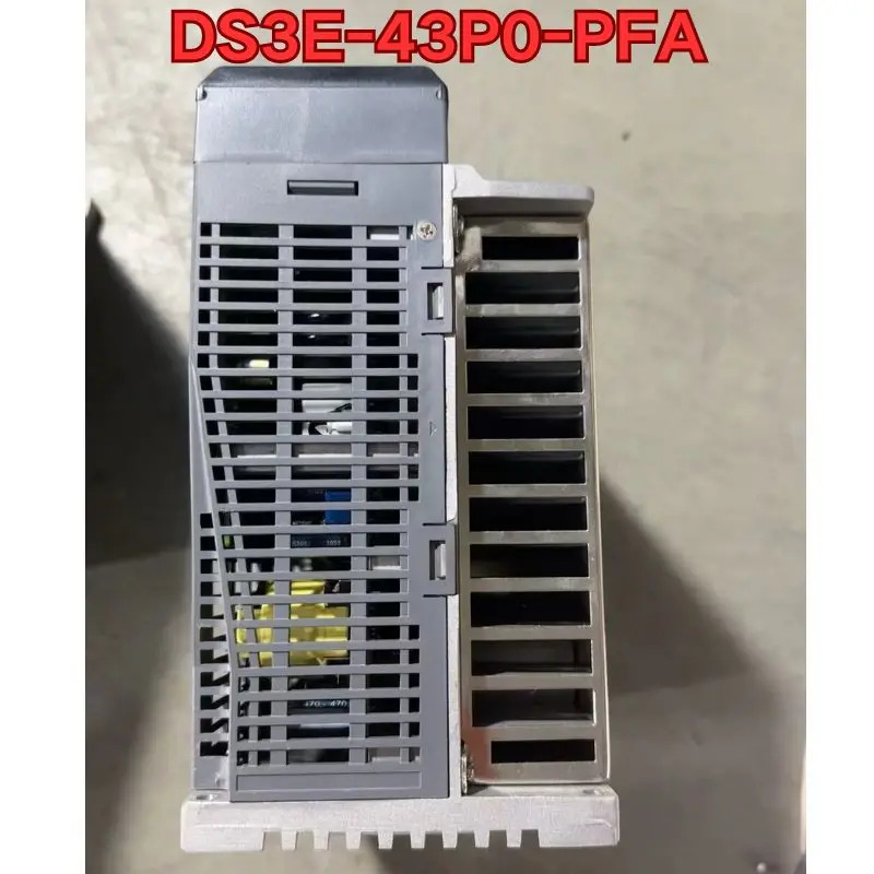리퍼 DS3E-43P0-PFA 서보 드라이브작동 상태