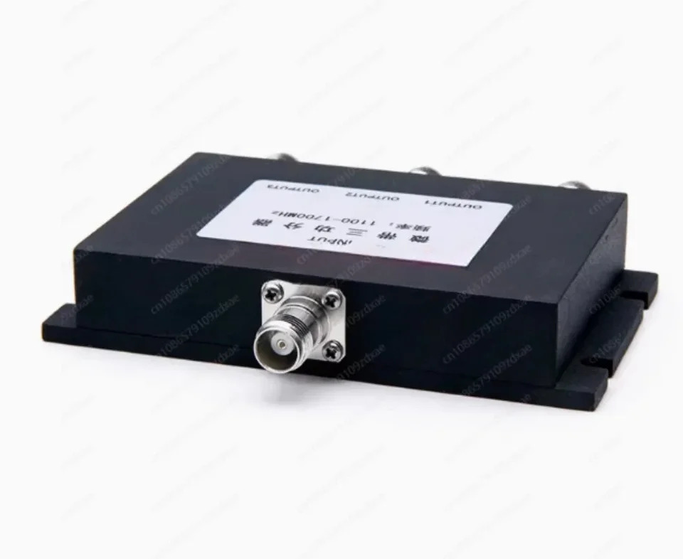 1 In/To 4 웨이 전력 분배기 1100-1700MHz TNC 암 GPS 안테나 네트워킹 RF 동축 케이블