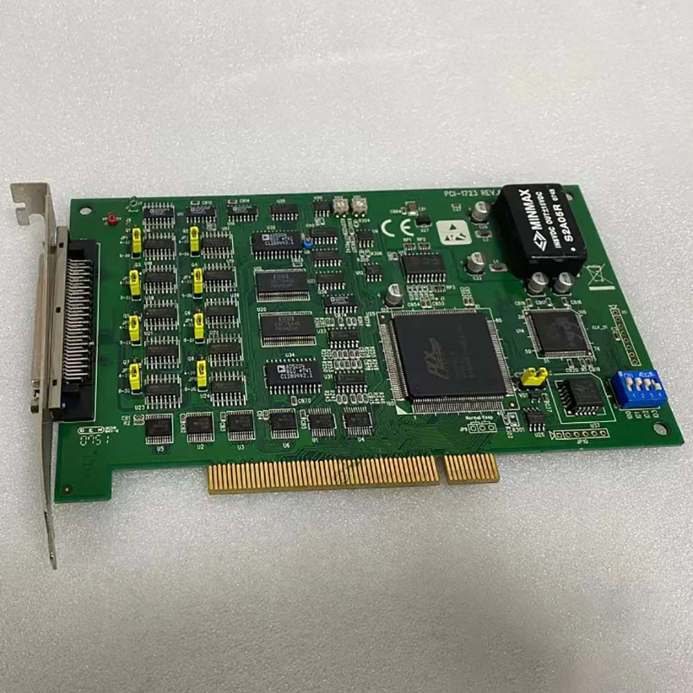 어드밴텍 PCI-172316비트 8방향 비절연 아날로그 출력 카드