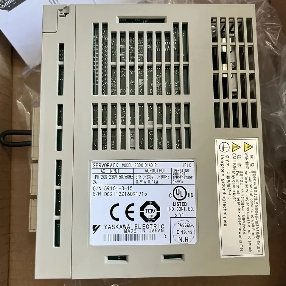 SGDM-01AD-R 서보 드라이브 SGDM 01AD R
