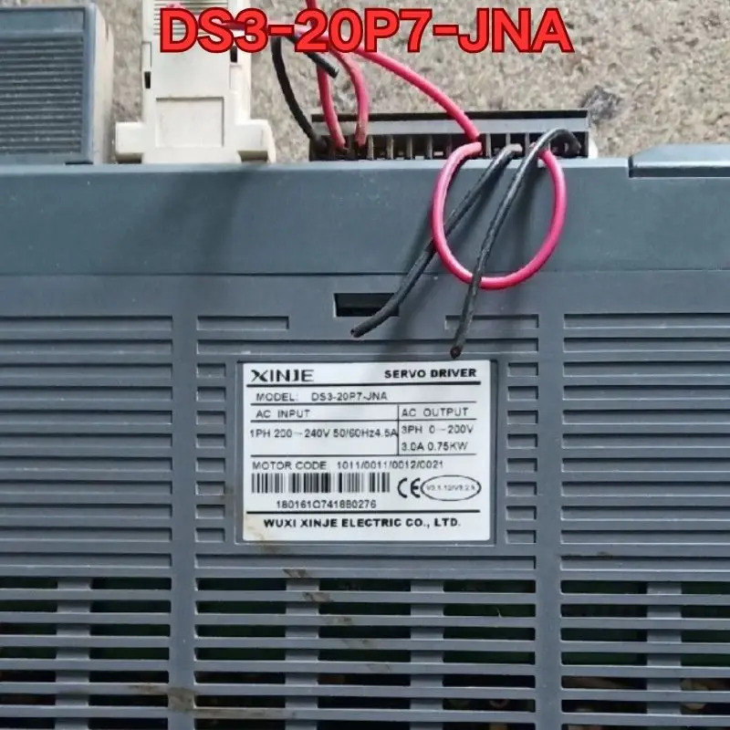 리퍼 Xinjie 서보 드라이브 DS3-20P7-JNA 기계 완료