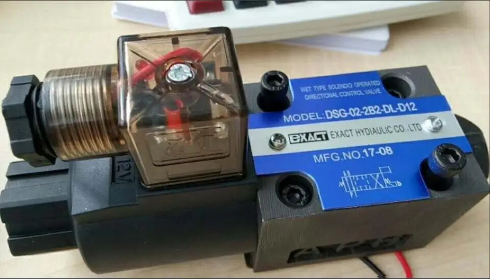 정확유압 솔레노이드 밸브 모델 DSG-02-2B2-DL-D12 CO.LTD