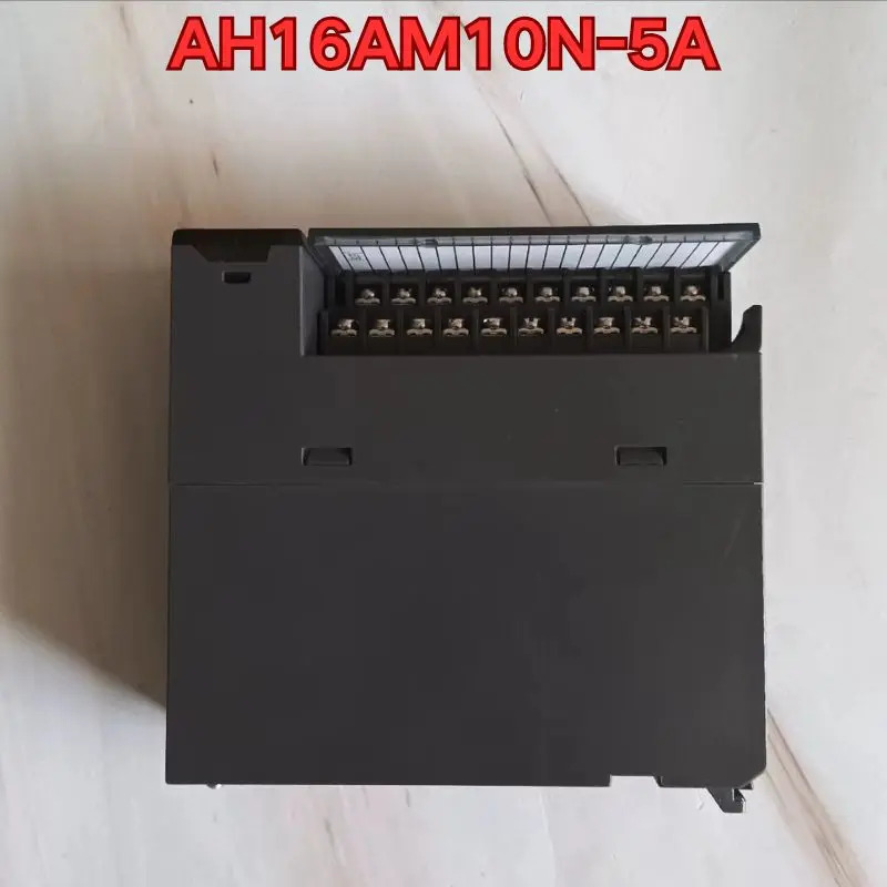 리퍼 PLC 모듈 AH16AM10N-5A 기능 정상
