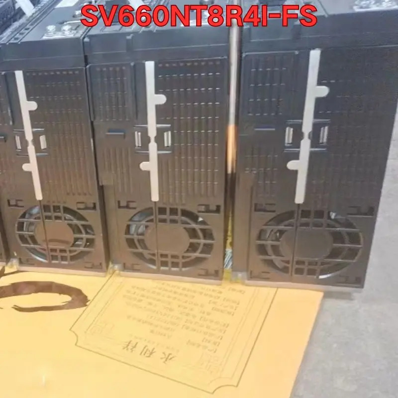 리퍼 SV660NT8R4I-FS 서보 드라이브작동 상태