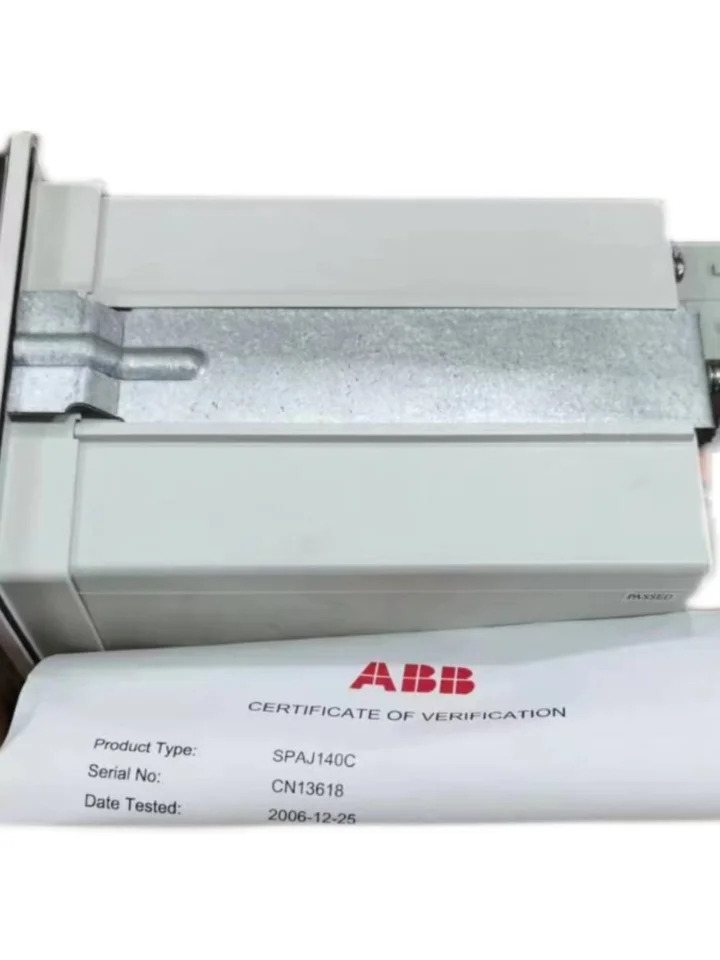 ABB 종합 보호 릴레이 SPAJ 140 C-AA SPCJ 4D29 와 오리지널 포장 교섭