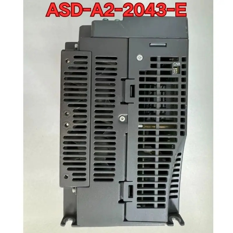 리퍼 서보 드라이브 ASD-A2-2043-E 머신 완료