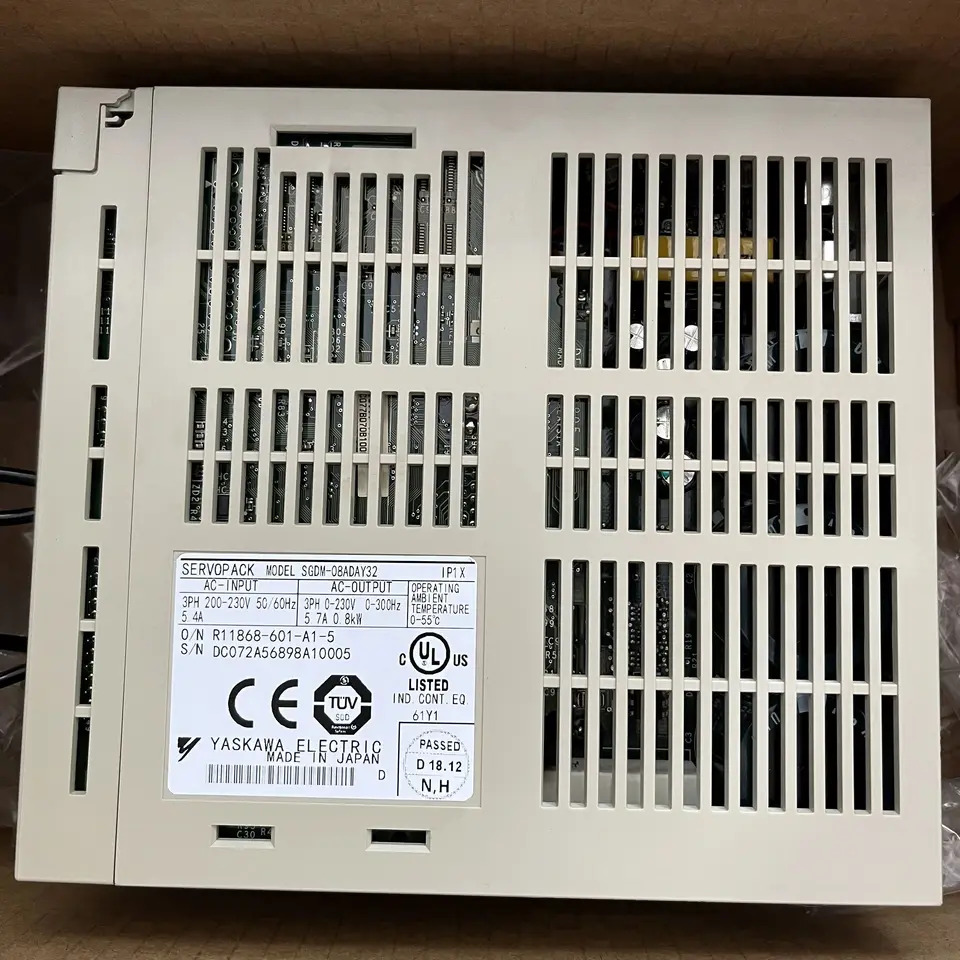 SGDM-08ADAY32 서보 드라이브 SGDM 08ADAY32 신