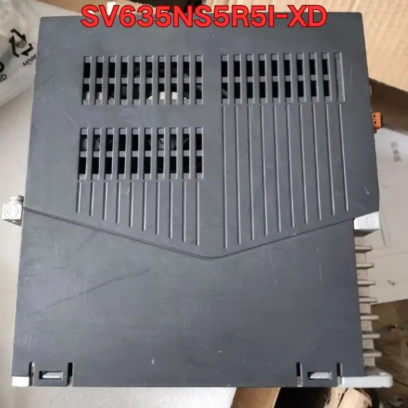 리퍼 SV635NS5R5I-XD 서보 드라이브작동 상태