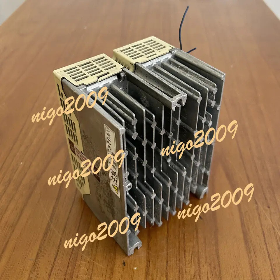 리퍼 V5-07-3 인버터 0.75KW AC200 230V 50Hz 60Hz 4.0A 고품질