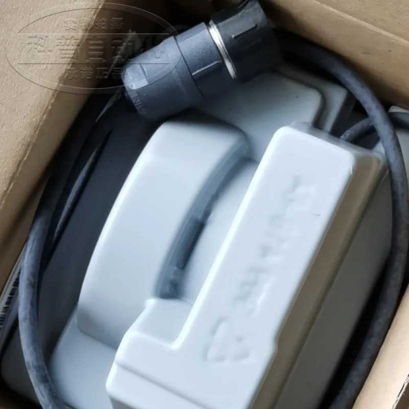 인코더 ECN113 2048 03S-58K ID 528100 -61