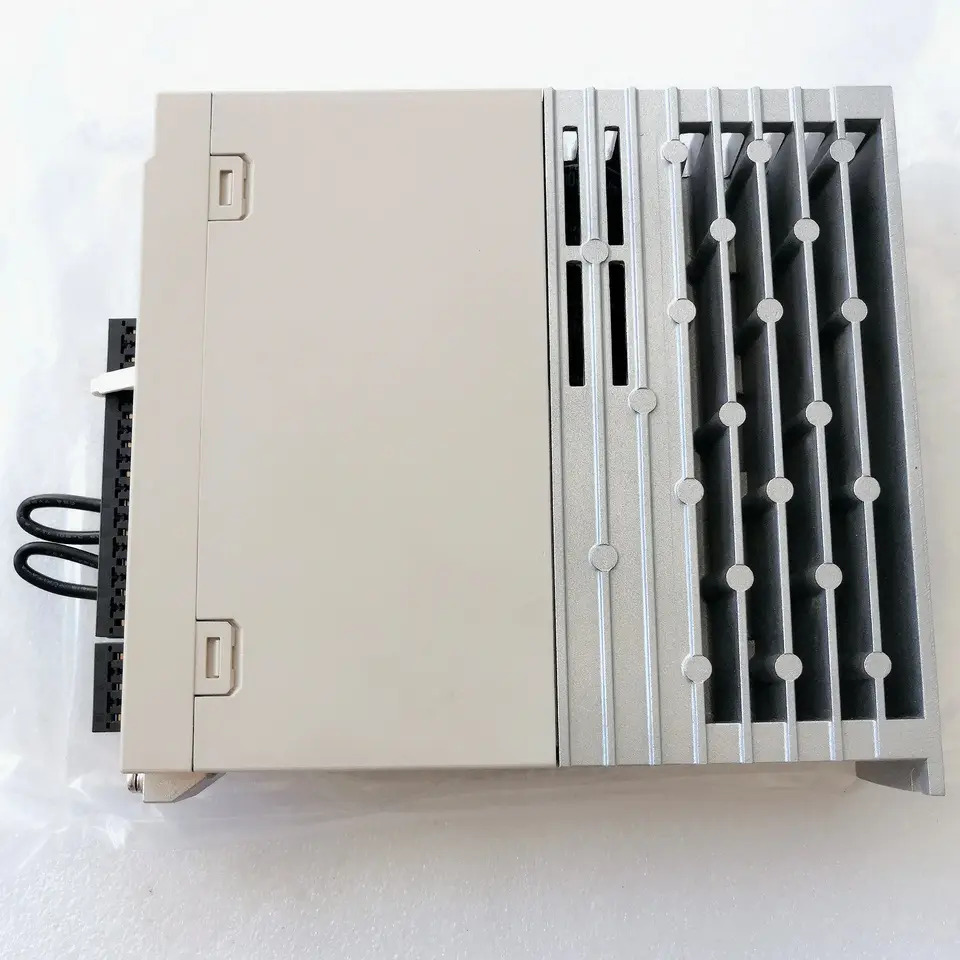 SGPMS-1R5A30A 서보 드라이브 SGPMS 1R5A30A
