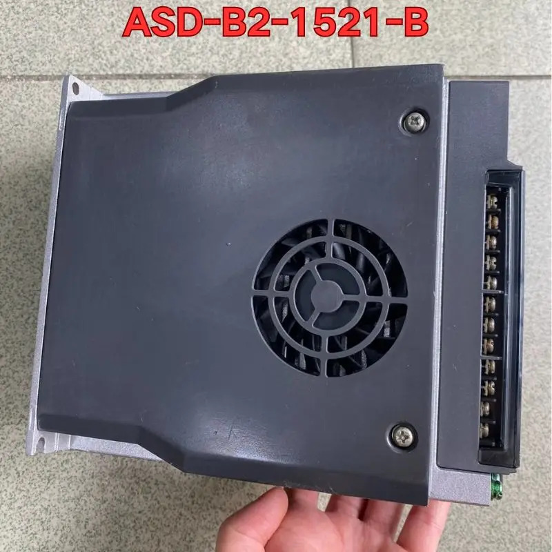 리퍼 ASD-B2-1521-B 서보 드라이브작동 상태