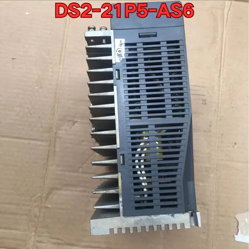리퍼 DS2-21P5-AS6 서보 드라이브작동 상태