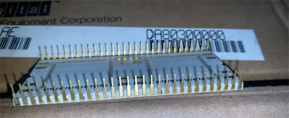 DEC 디지털 DCJ11-AE CPU 57-19400-09 상자당