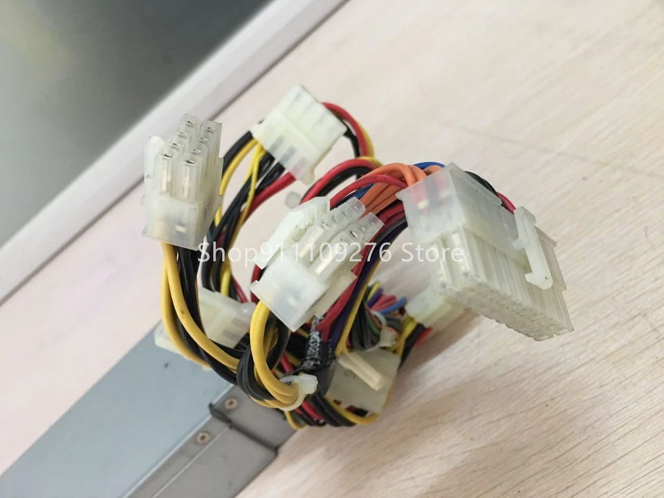 Supermicro PWS-561-1H 멀티 출력 전원공급장치 20 1x20 핀 마더보드 560W 1U