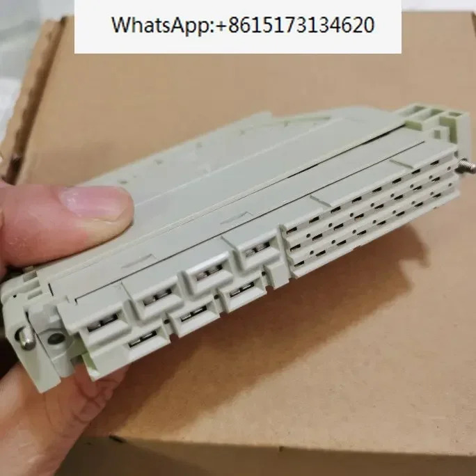 HARTING 커넥터 09062316822 회로 기판 플매트 카펫 러그 DIN41612 24 7P 2 개