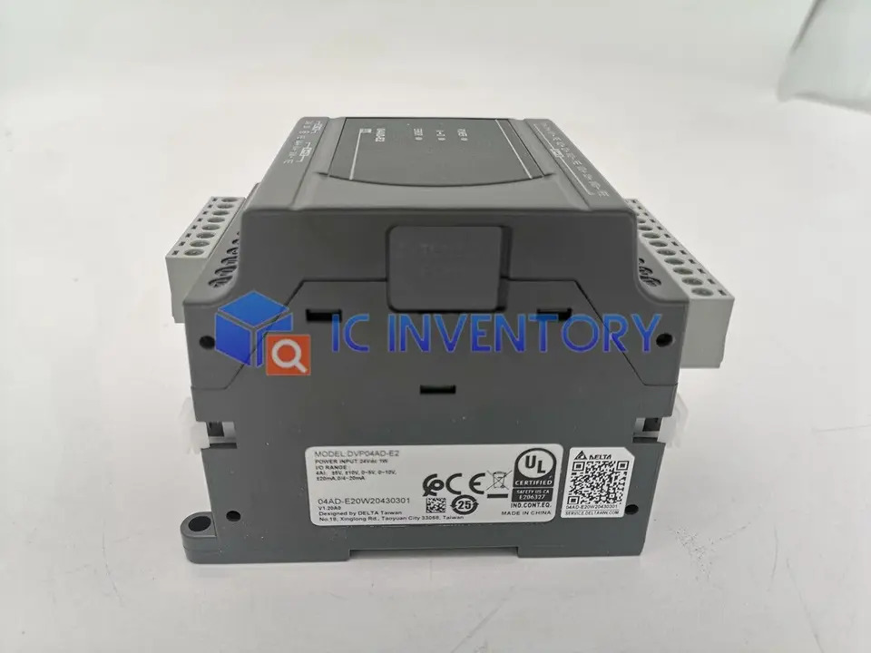 델타 DVP04AD-E2 PLC 모듈 내
