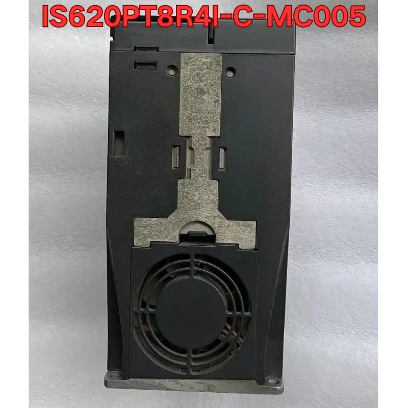 리퍼 IS620PT8R4I-C-MC005 서보 드라이브작동 상태