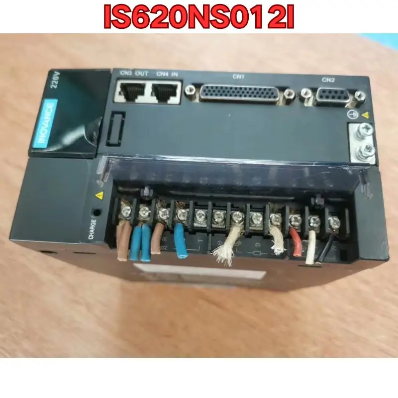 리퍼 서보 드라이브 IS620NS012I작동 상태