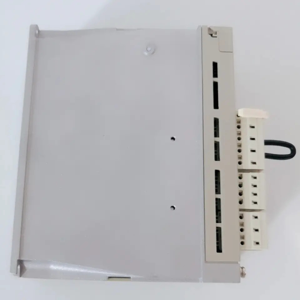 SGDM-02ADAY402 서보 드라이브 SGDM 02ADAY402 신