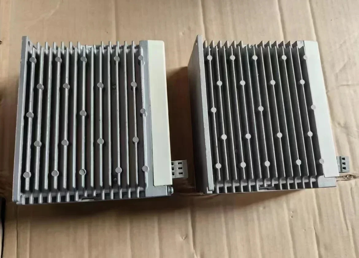 리퍼 9층 새 리퍼는 정상 LXM23AU02M3X AC 서보 드라이브 200W