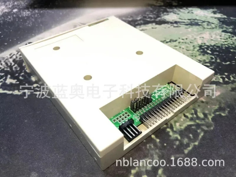 캐시가 SFR1M44-U100LQD-435 플로피 드라이브 포맷팅 필요 없음