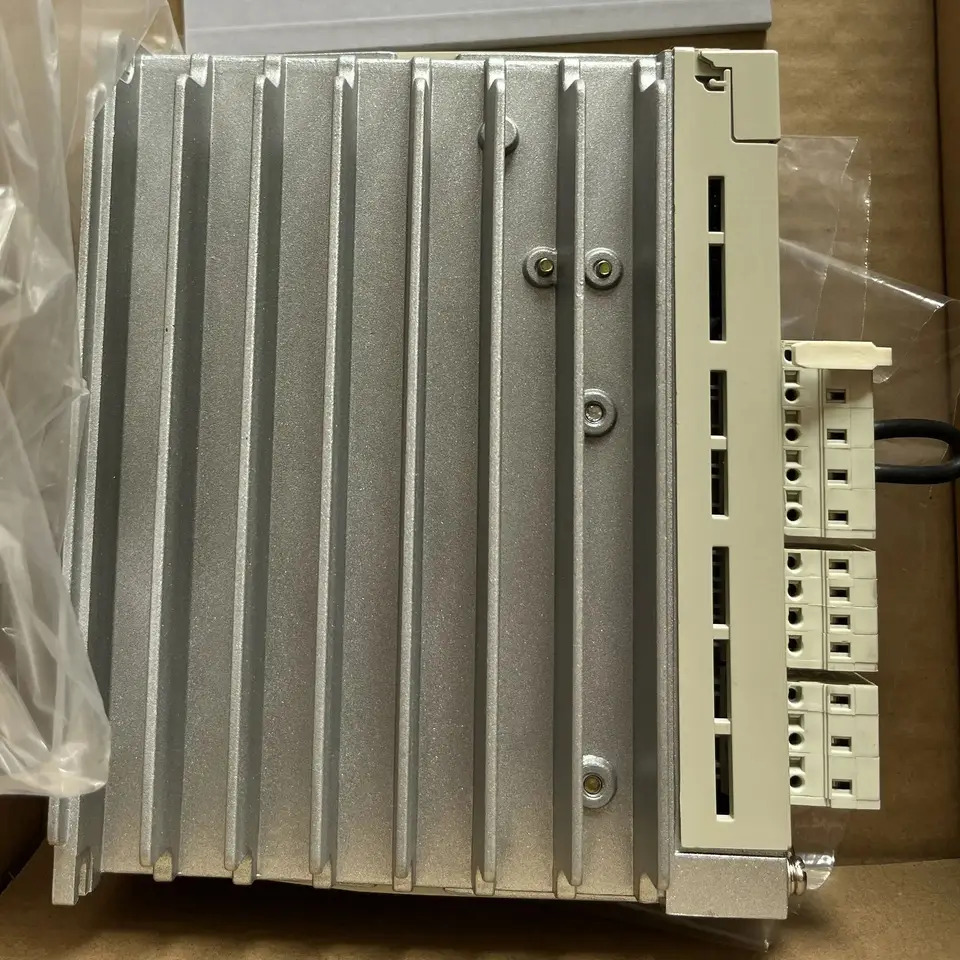 SGDM-04ADAY32 서보 드라이브 SGDM 04ADAY32