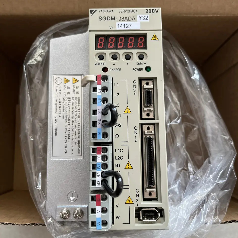 SGDM-08ADAY32 서보 드라이브 SGDM 08ADAY32 신