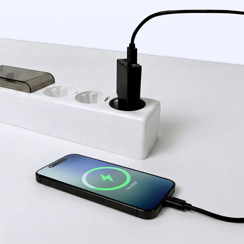 아이노트 30W GaN PD 초고속충전기 2포트 C타입 USB-A - 상세 이미지 3