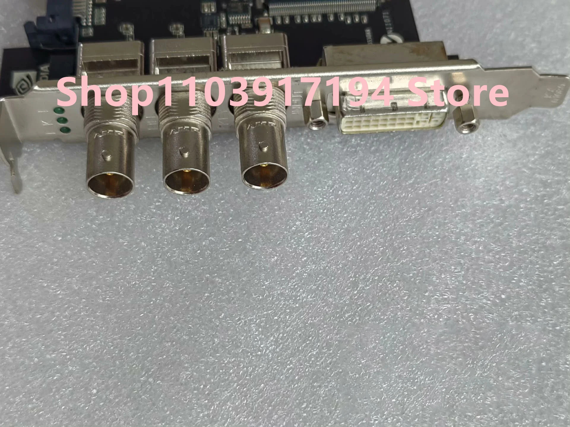 쿼드로 SDI 출력 K5000 용