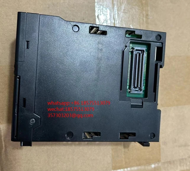 키엔스 KV-8000 PLC 컨트롤러