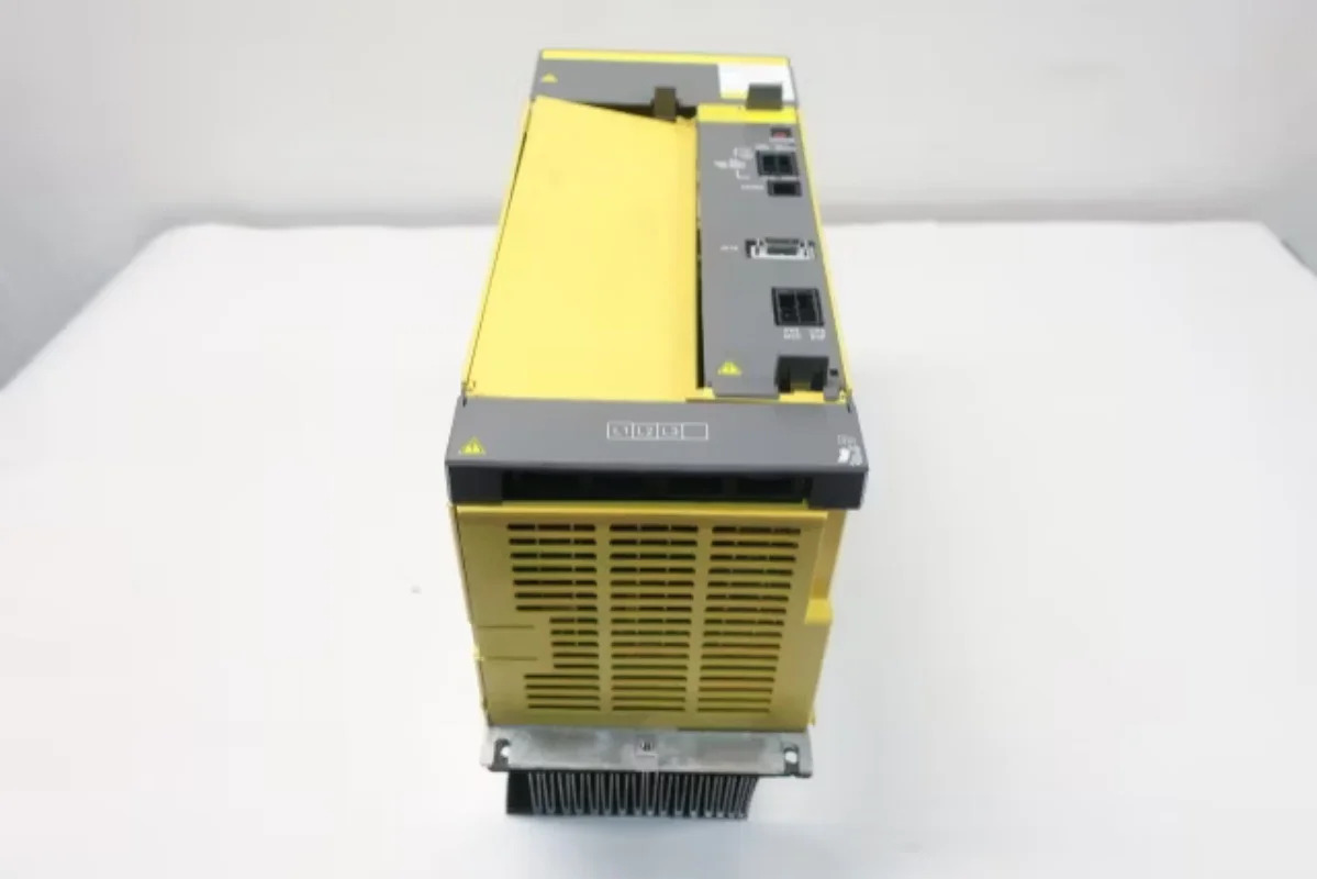 새 원본 A06B-6110-H030 A06B-6096-H207 서보 드라이브