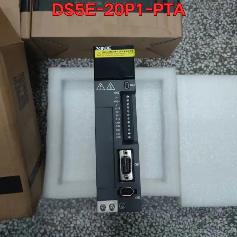 오리지널 서보 드라이브 DS5E-20P1-PTA 신